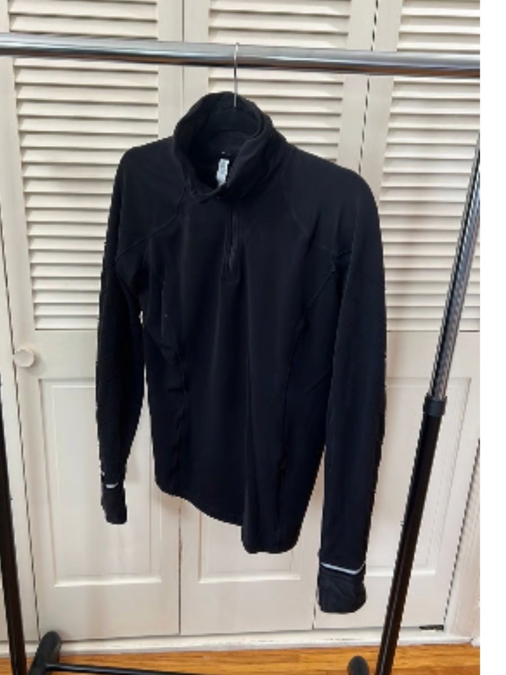 lululemon athletica women or Men's Black Performance Half-Zip Jacket